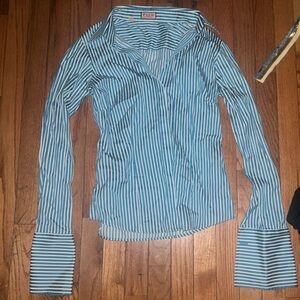 PINK BY THOMAS PINK LONG SLEEVE TOP WITH BLUE AND WHITE STRIPES